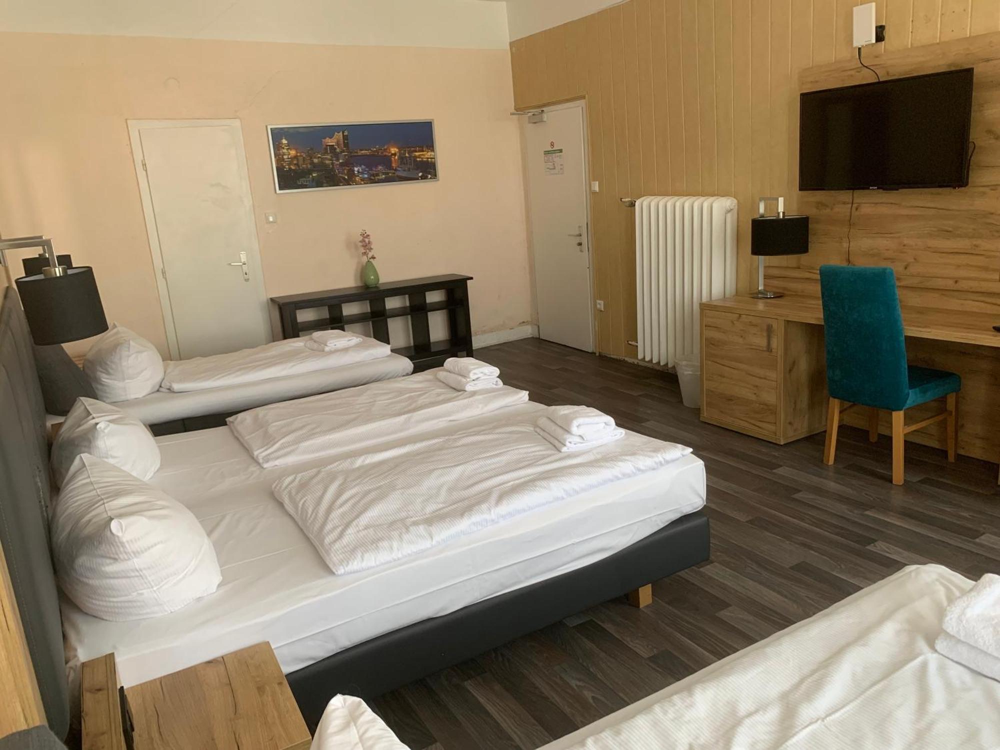 Hotel Bee Fang Hamburg Bagian luar foto
